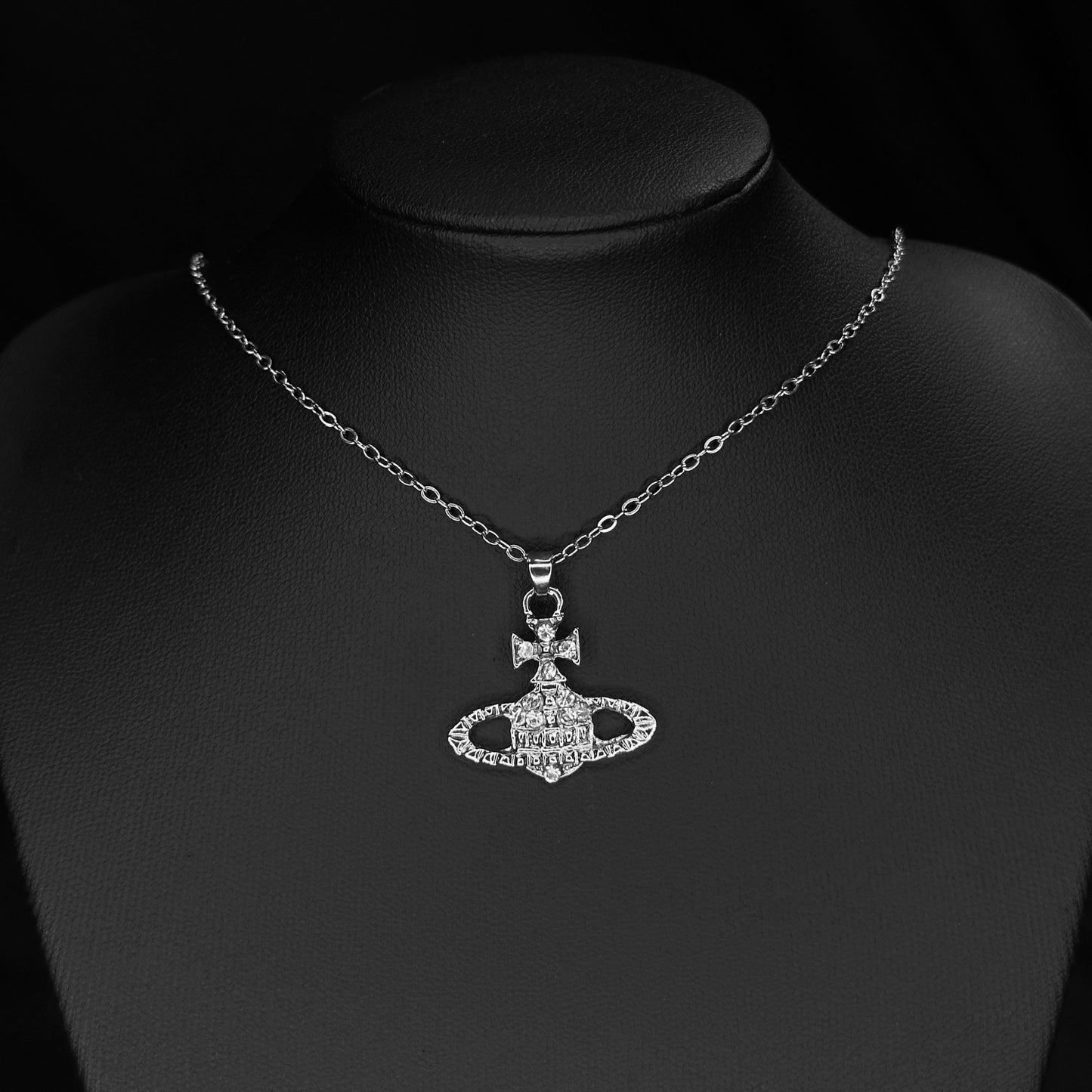 VW Mayfair Bas Relief Pendant