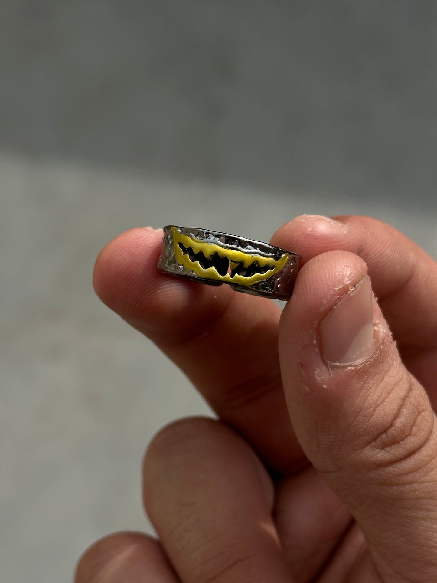 Toxic Mouth Ring