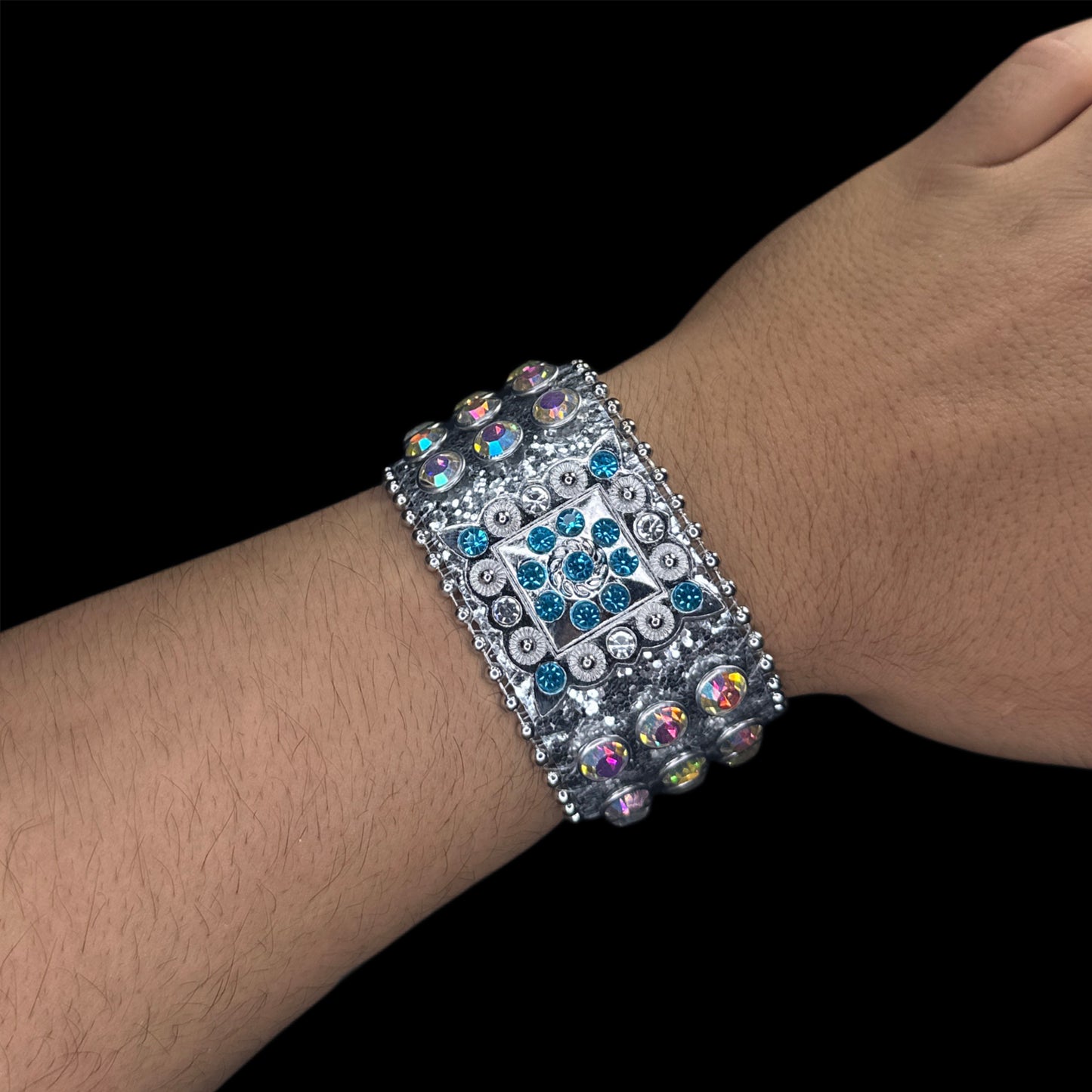Frostbyte Cuff