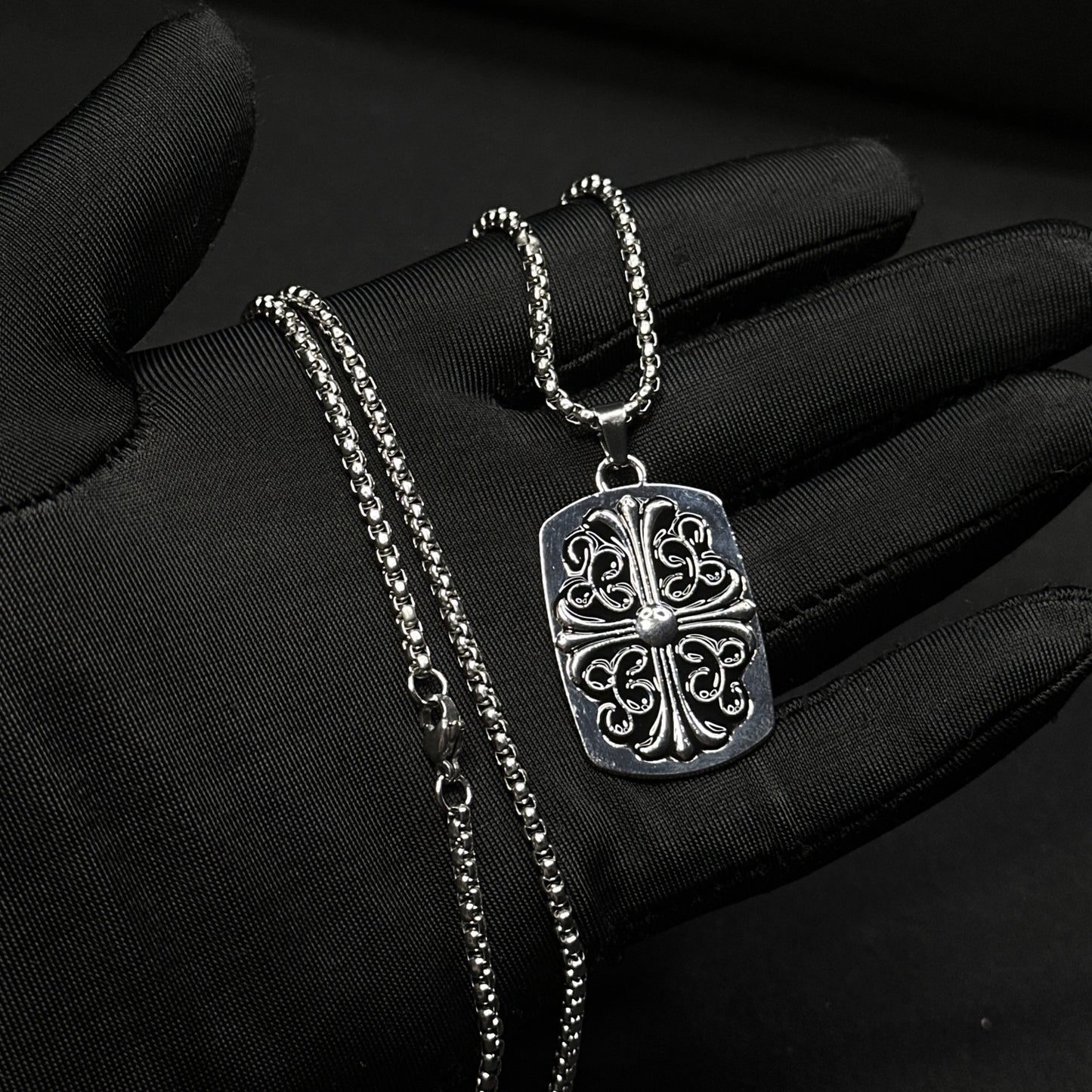 Chrome Fleur Pendant