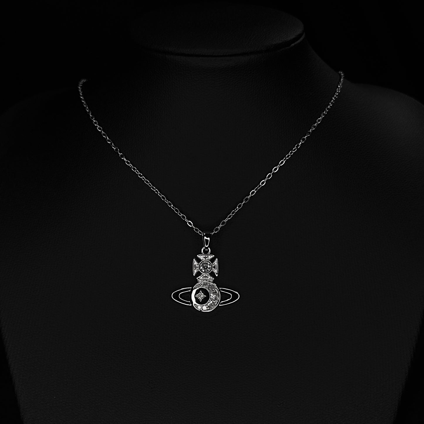 VW Dorina Moon Pendant