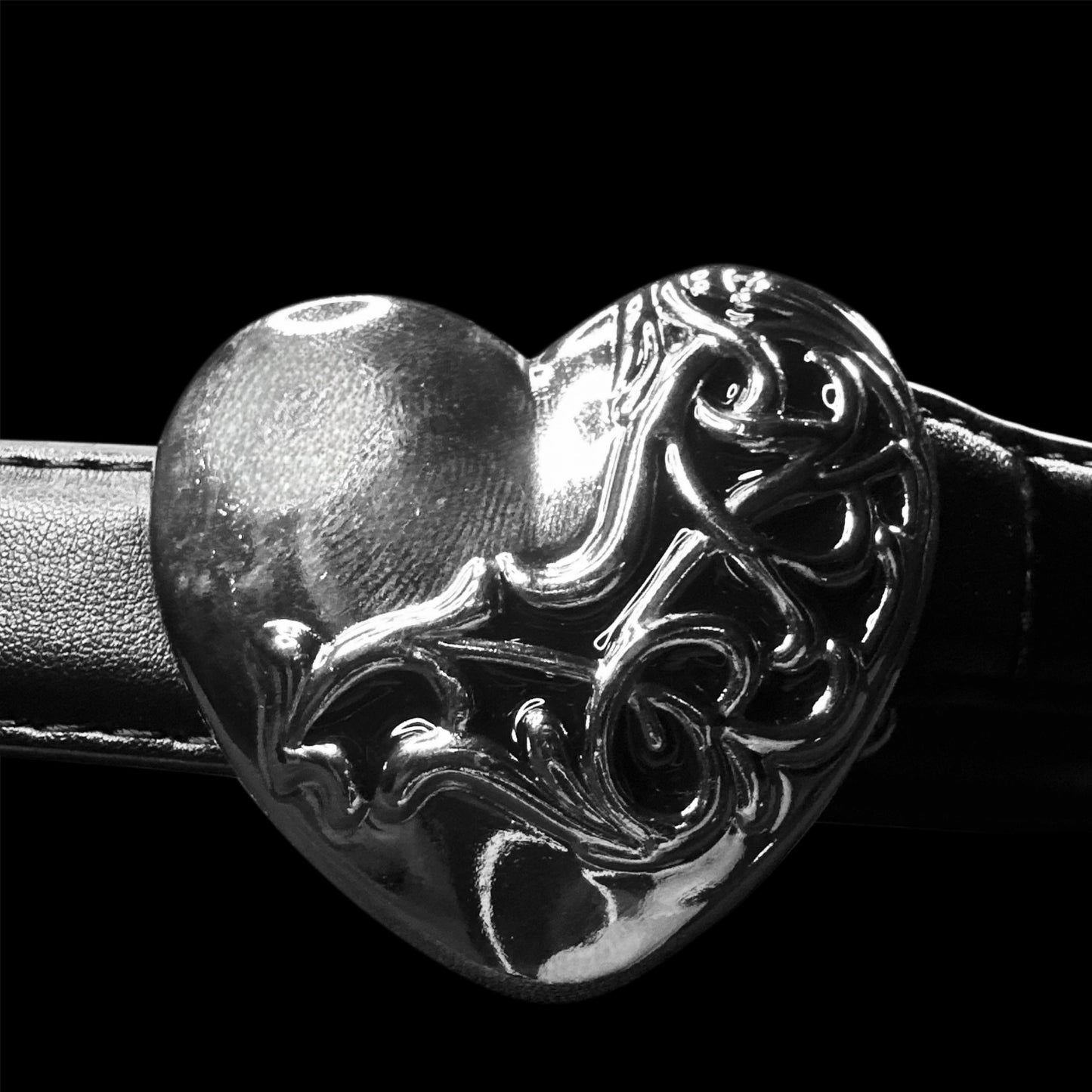 Chrome Crying Heart Belt