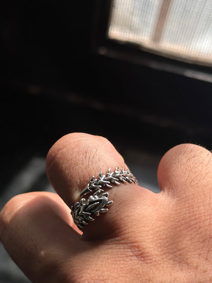 Goth Centipede Ring