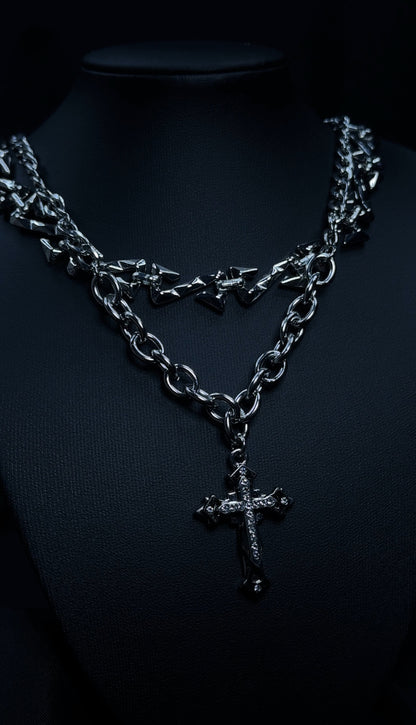 Crux Noir Necklace