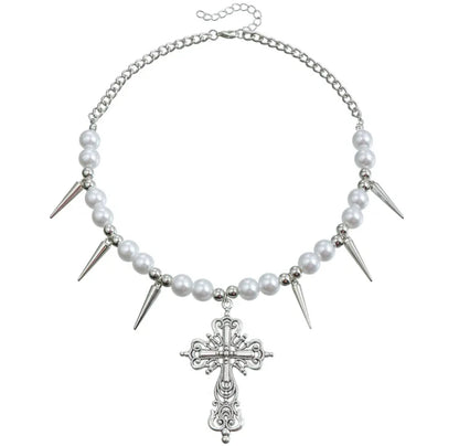Pearl Omen Necklace
