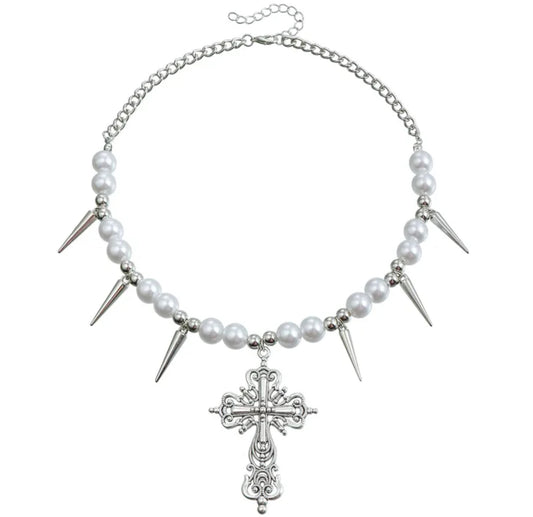 Pearl Omen Necklace