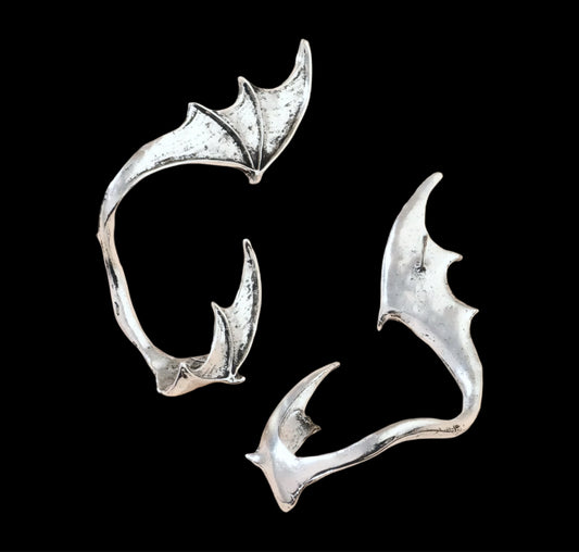 Vampyr Gliders Earcuffs