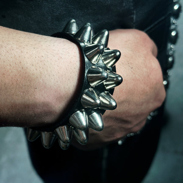 Spike Rage Bracelet V6