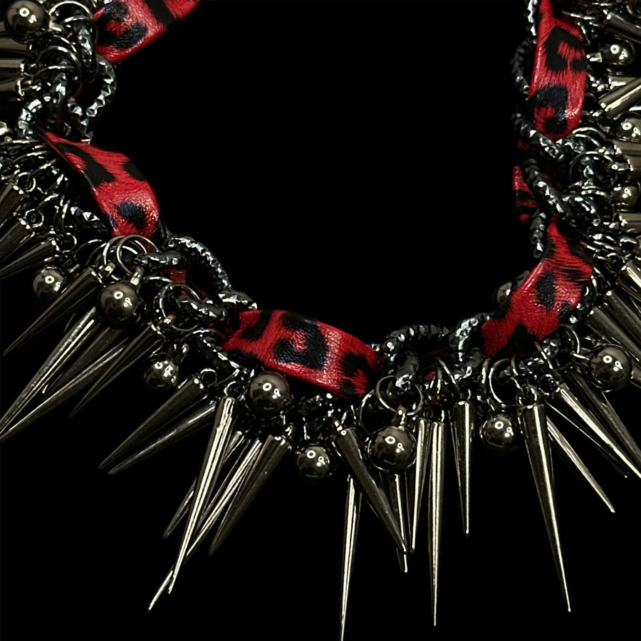 Metallic Thron Choker