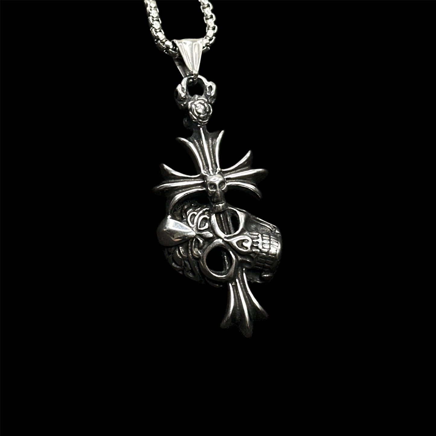 Chrome Skull Cross Pendant
