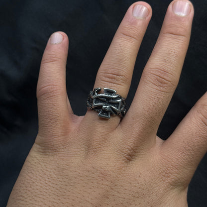 Cross snake ring