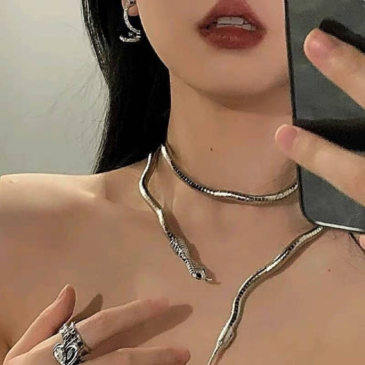 Snakesin Necklace