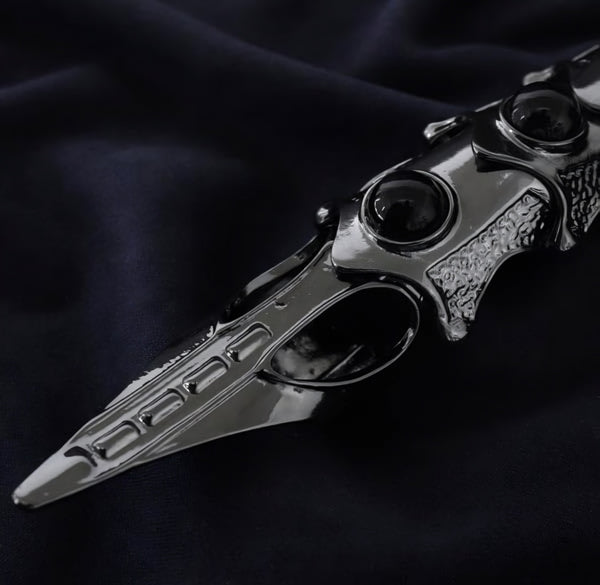 Eclipse Claw Ring