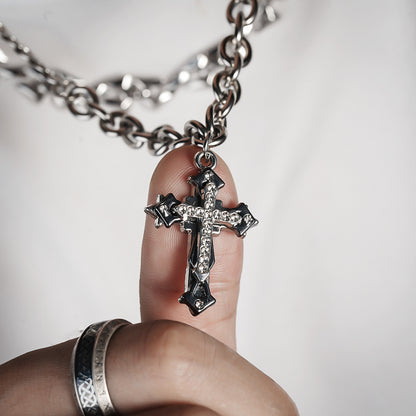 Crux Noir Necklace