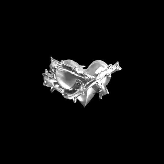 Heart of Thorns Ring (silver)
